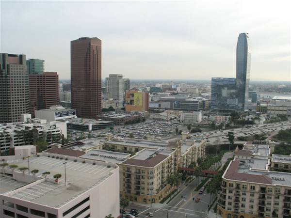 1100 Wilshire (1/27/2010 - Credits: John Grant)