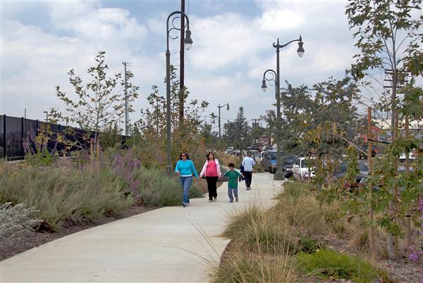 Rio de Los Angeles State Park (SP) - Taylor Yard - Inter Agency - LA City Parks & CA State Parks - http://www.flickr.com/photos/cityprojectca/sets/72157600886592779/ (4/27/2007 - Credits: The City Project Flickr)