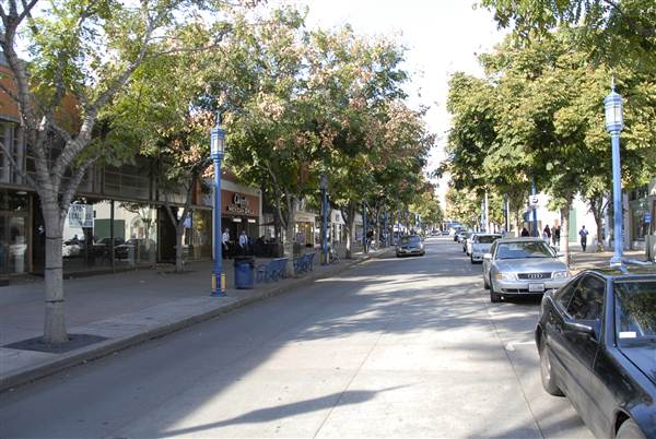 Westwood Village - Broxton Ave. (South) (11/30/2010 - Credits: Errol Reichow)