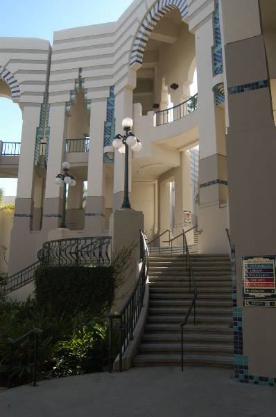 Beverly Hills City Hall (2/3/2009)