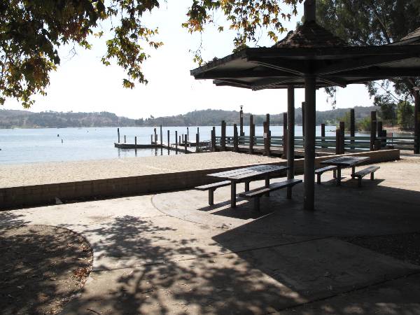 Frank G. Bonelli Regional Park / Puddingstone Reservoir (10/5/2009 - Credits: Mike Houston)