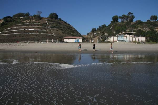 Will Rogers State Beach (SB) / FilmLA - County Beaches & Harbors (10/29/2013 - Credits: David Golden)