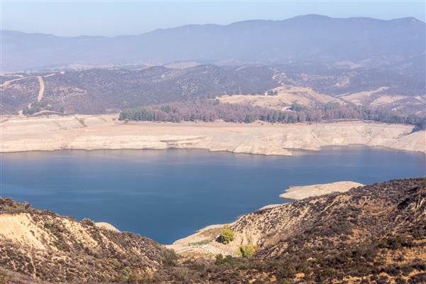 Castaic Lake State Recreation Area (SRA) - lake administered by Los Angeles County (1/26/2015)