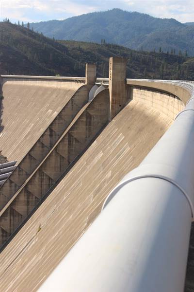 Shasta Dam (10/30/2015 - Credits: Jill Naumann)