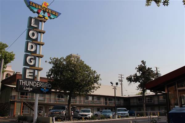 Motels / Hotels in City of Redding (10/31/2015 - Credits: Jill Naumann)