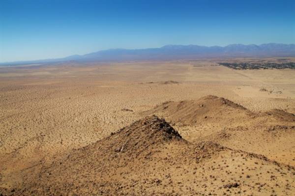 Saddleback Butte State Park (SP) - Photo courtesy of Josh McNair, http://californiathroughmylens.com/about/ (3/24/2016 - Credits: Photo courtesy of Josh McNair, http://californiathroughmylens.com/about/)
