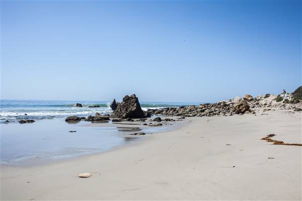 La Piedra State Beach @ Robert H. Meyer Memorial State Beach (SB) - CFC (4/1/2016 - Credits: Photo courtesy of Gillian Bissonnette, California Film Commission)