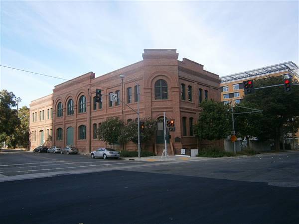 Folsom Powerhouse State Historic Park (SHP) (4/18/2016 - Credits: By Shortride (Own work) [CC BY-SA 3.0 (http://creativecommons.org/licenses/by-sa/3.0)], via Wikimedia Commons)
