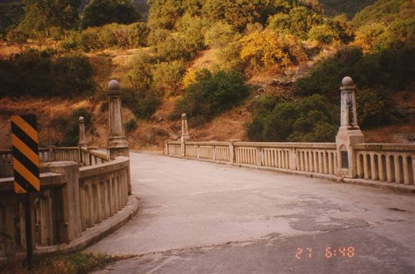 Kaweah River Bridge 1923 / Pumpkin Hollow Bridge (5/5/2016)