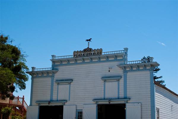 San Juan Bautista State Historic Park (SHP) (8/1/2009 - Credits: "Plaza Stables" By Anna Fox (CC BY 2.0)[https://creativecommons.org/licenses/by/2.0/legalcode]https://www.flickr.com/photos/harshlight/)