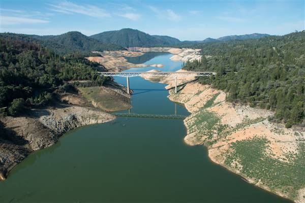 Lake Oroville State Recreation Area (SRA) (9/18/2015 - Credits: Photo by: California Department of Water Resources)