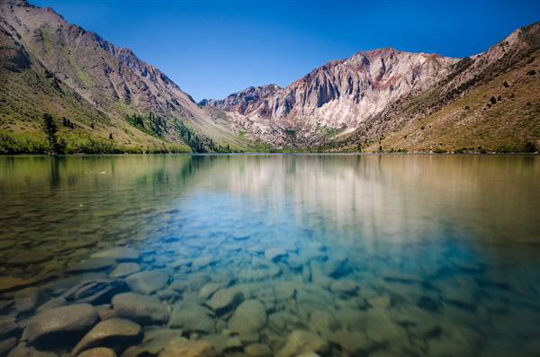Convict Lake / Convict Lake Resort (9/4/2011 - Credits: "Convict lake, Mono County, California" by Sudheer G (CC BY-NC 2.0)[https://creativecommons.org/licenses/by-nc/2.0/legalcode]https://www.flickr.com/photos/sg09/)