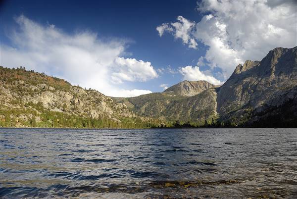 Silver Lake - Amador County (8/17/2008 - Credits: "Silver Lake" by Flickr User: Jay 0110 (CC BY 2.0)[https://creativecommons.org/licenses/by/2.0/legalcode] https://www.flickr.com/photos/jay0110/)