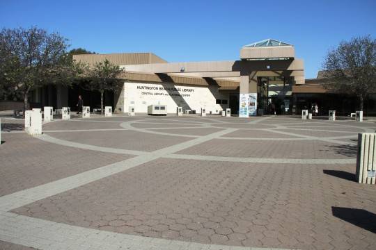 Huntington Beach Central Library (11/3/2016 - Credits: Photo courtesy of Kris Bunting)