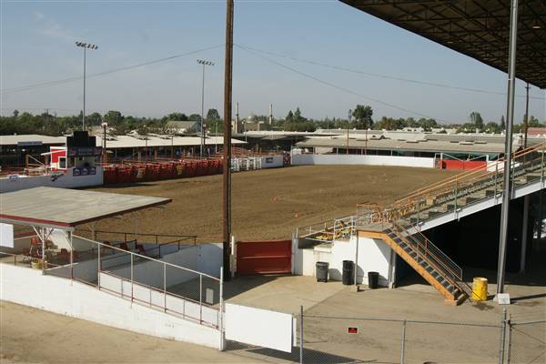 Kern County Fair - 15th DAA (11/8/2016 - Credits: Coors Grandstand Arena - Photo courtesy of Kern County Fair)