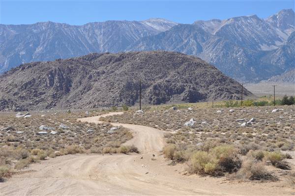 Alabama Hills - Bureau of Land Management / BLM - Bishop Field Office (11/15/2016 - Credits: Photo courtesy of Robin Citrin)