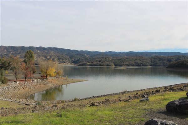 Coyote Valley Dam / Lake Mendocino (11/30/2017 - Credits: Kellen Lim)
