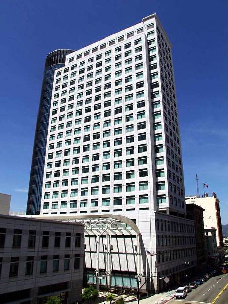 Elihu M Harris State Building - Department of General Services (DGS) (12/31/2003)