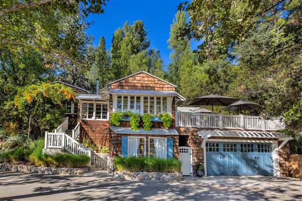 Rustic Lakefront House & Dock in Mountain Area (9/28/2017)