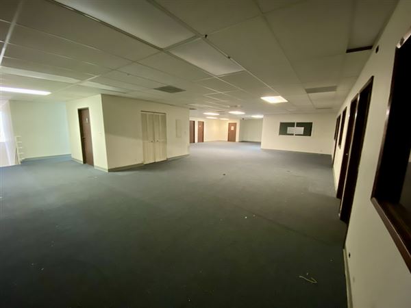 Grimco Owensmouth - Office Warehouse Building - VACANT (7/14/2021 - Credits: Grimco Industrial Development and Brokerage, Inc.)