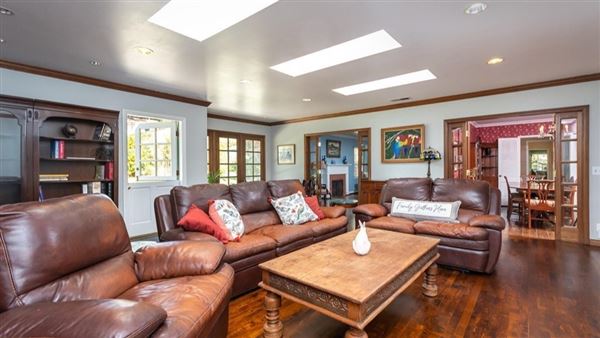 Mid-century, ranch-styled LA suburbs home (The Green House) (6/1/2021 - Credits: N/A)