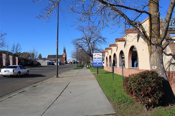 Red Bluff Car Wash and Detailing (3/1/2022 - Credits: Film Tehama)