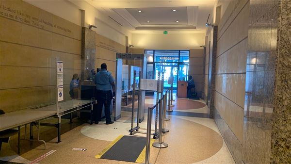 Junipero Serra State Building - Department of General Services (DGS) - Lobby Area/Check In (8/3/2022 - Credits: Brandy Davis)