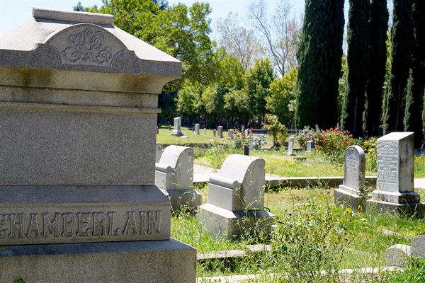 Sacramento Historic City Cemetary (4/28/2020)