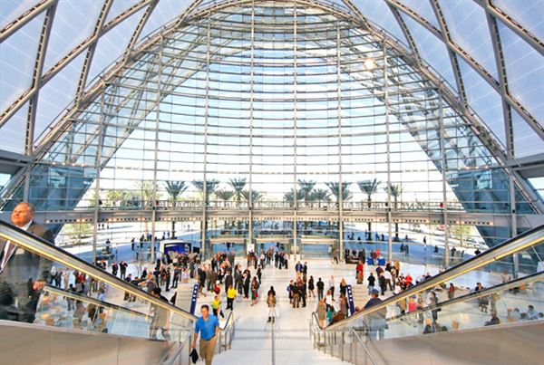 Anaheim Regional Transportation Intermodal Center (ARTIC) (10/6/2022)