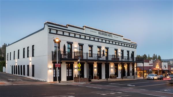 Holbrooke Hotel (2/27/2022 - Credits: Kat Alves)