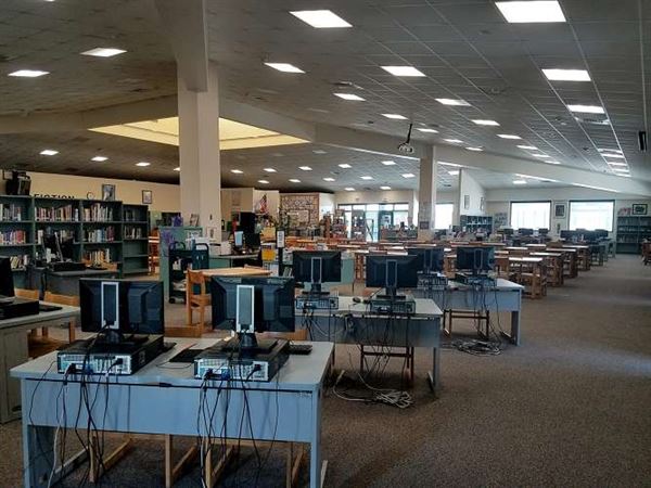 William S. Hart Union School District - Valencia HS Library (3/8/2023 - Credits: Provided by Lisa Arnone)