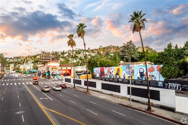 Sunset & Laurel Adj. to Laugh Factory (5/29/2023)