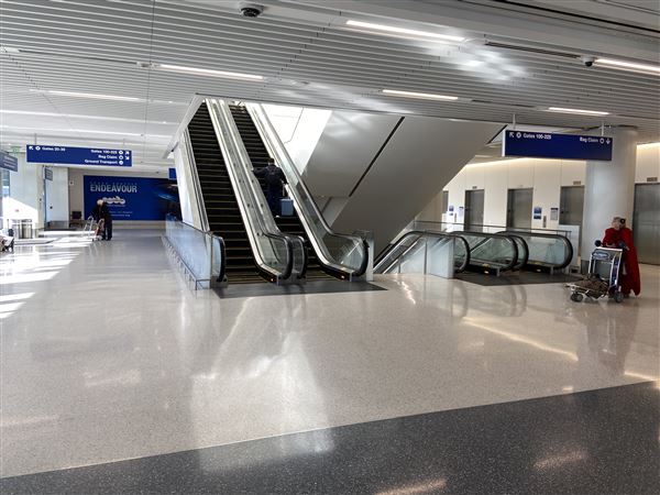 Los Angeles International Airport (LAX) - T1.5 Escalators and Elevators (1/9/2024 - Credits: Michael S. Hoffner)