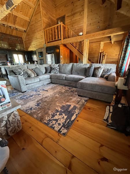 Murillo Cabin (6/1/2024 - Credits: submitted by: Leonardo Murillo)