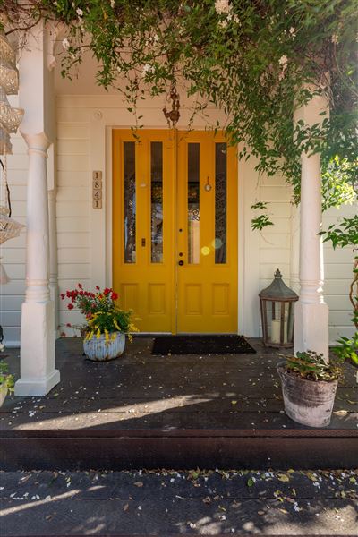 Vintage Schoolhouse and Gardens (9/5/2024 - Credits: Diane Puhek)