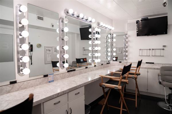 Television City - Makeup Room (10/9/2024 - Credits: The MBS Group)
