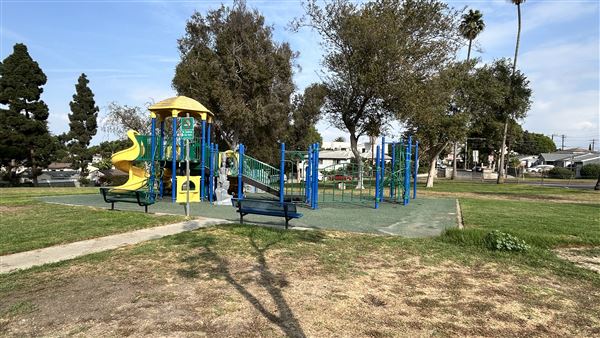 Edward Vincent Park - Playgrounds (10/17/2024 - Credits: Brandy Davis)
