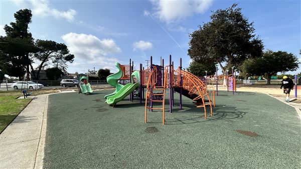 Edward Vincent Park - Playgrounds (10/17/2024 - Credits: Brandy Davis)