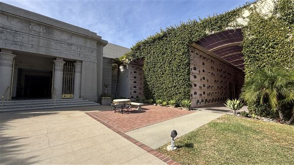 Hollywood Forever Cemetery (11/7/2024 - Credits: Brandy Davis)