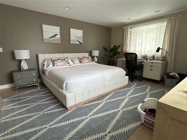 California Modern in Residential Encino Hills (2/3/2025 5:40:38 PM - Credits: submitted by:)