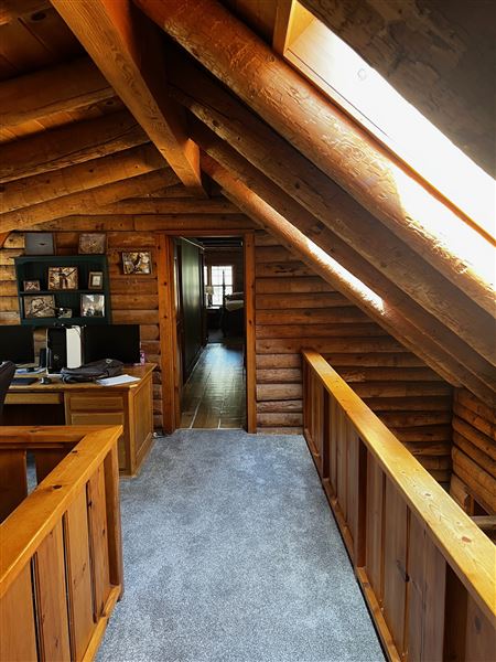 4 Log Cabins and 15 Wooded Acres Near Crestline, CA (4/9/2025 - Credits: Michelle Dowd)