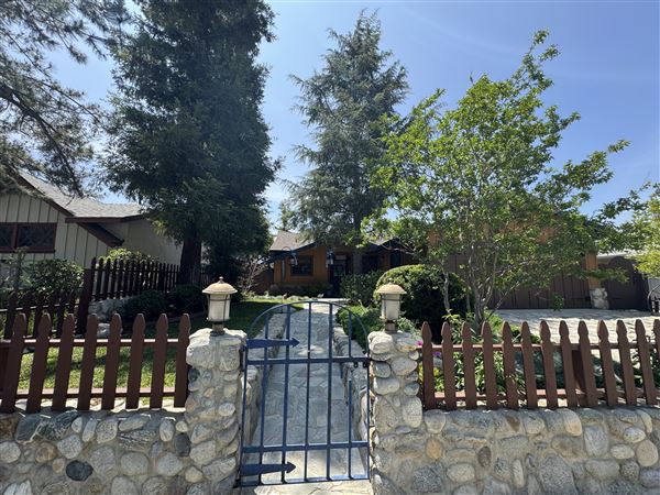 Tujunga Home (4/22/2025 - Credits: TADEH ASIUN)
