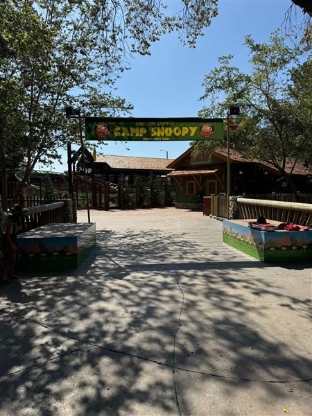 Knott's Berry Farm & Knott's California Marketplace - Camp Snoopy (5/15/2025 - Credits: Six Flags Entertainment Corporation)