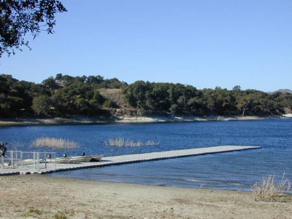 Lake Cachuma (12/31/2003)
