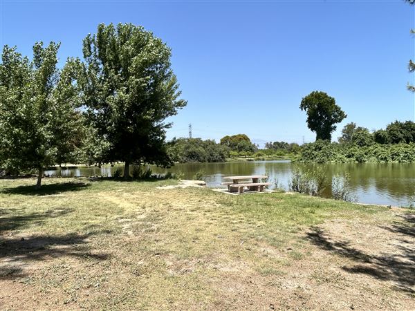 Whittier Narrows Recreation Area / LA County Parks - US Army Corps of Engineers - Legg Lake (6/17/2025 - Credits: Brandy Davis)