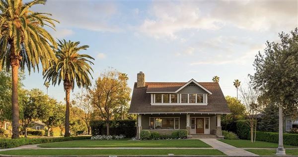 A Historic and Charming Pasadena Craftsman (6/18/2025 - Credits: Cynthia Cohn)