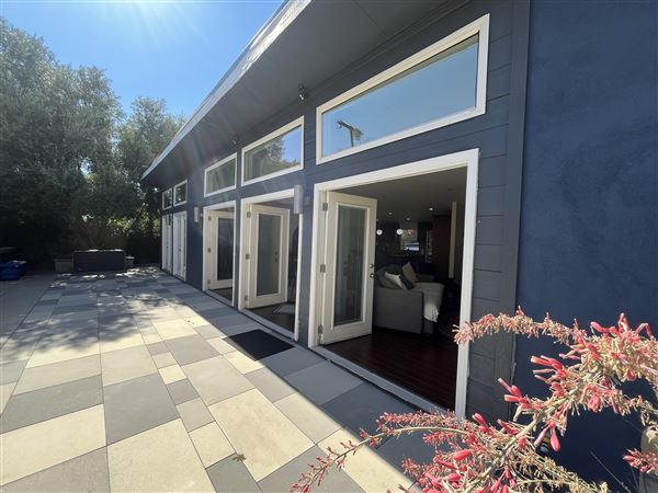 Mid-Century Single Story Home (7/16/2025 - Credits: Amanda campbell)