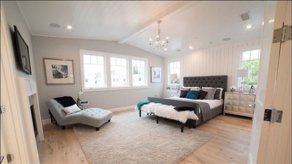 Beautiful Newly Constructed (2018) Cape Cod Home in Studio City (7/1/2018 - Credits: David Levy)