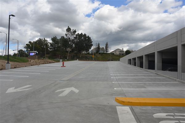 College of the Canyons - Lot 7 Parking Structure (3/21/2019 - Credits: Leo Fialho)