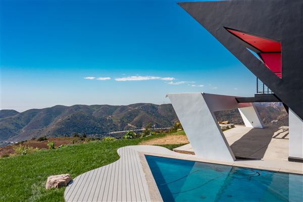 Cayman Rd Malibu - The Aviator (9/24/2025 - Credits: submitted by: Amit Apel)